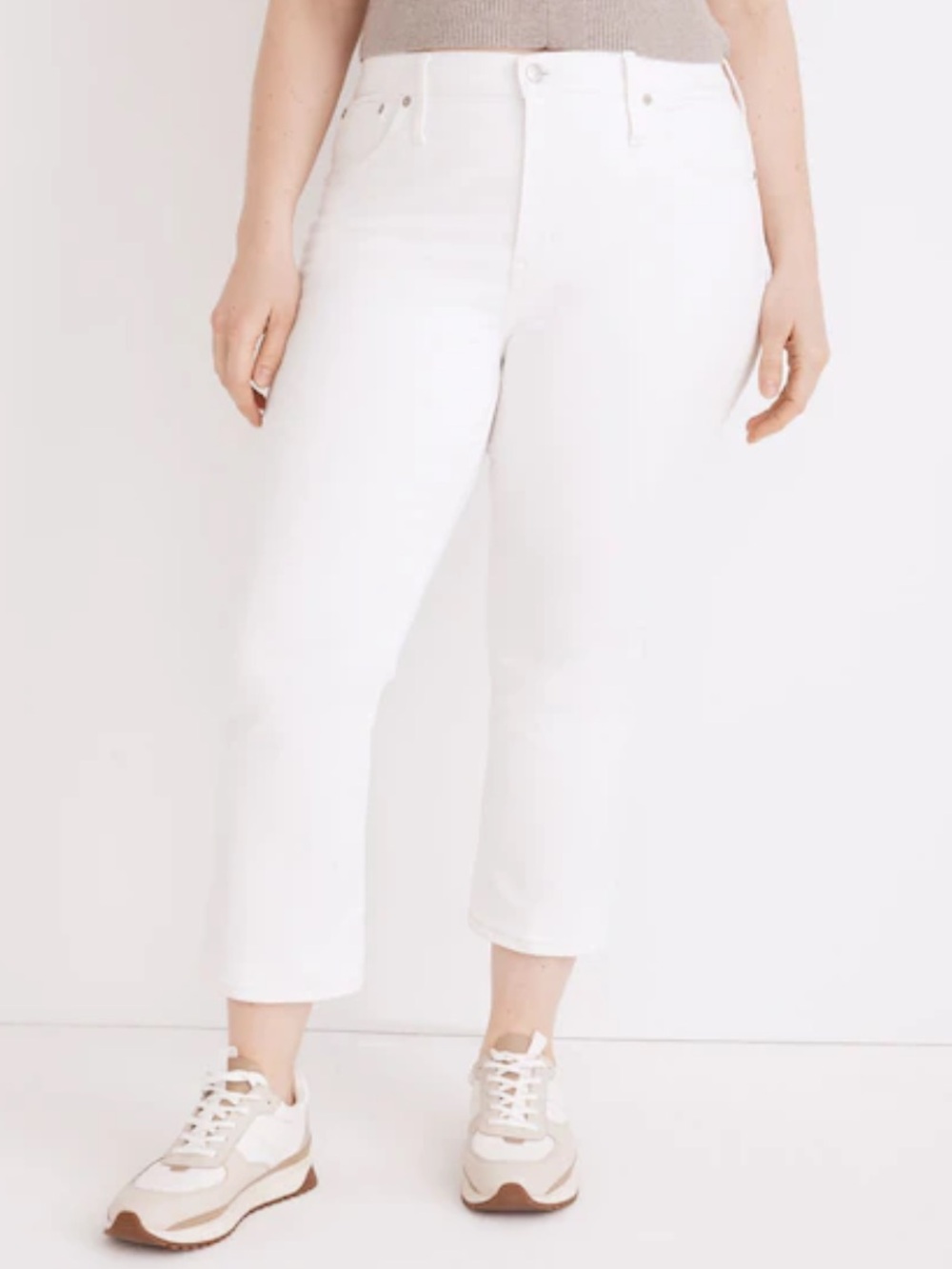 Madewell

Cali Demi-Boot Jeans in Pure White
Size 30